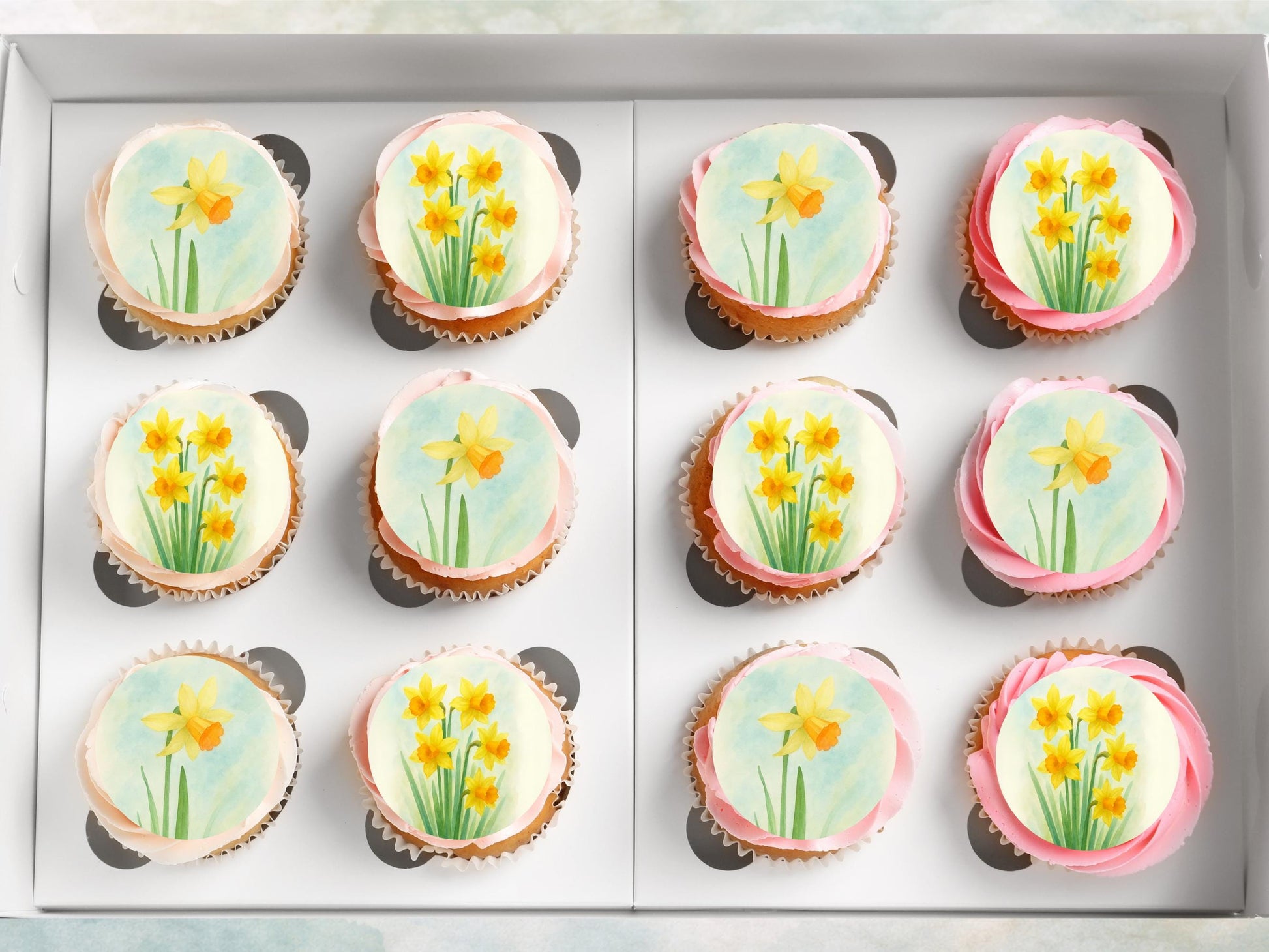 Daffodil March Birth Flower Edible Cupcake Toppers – Floral Cake Decoration