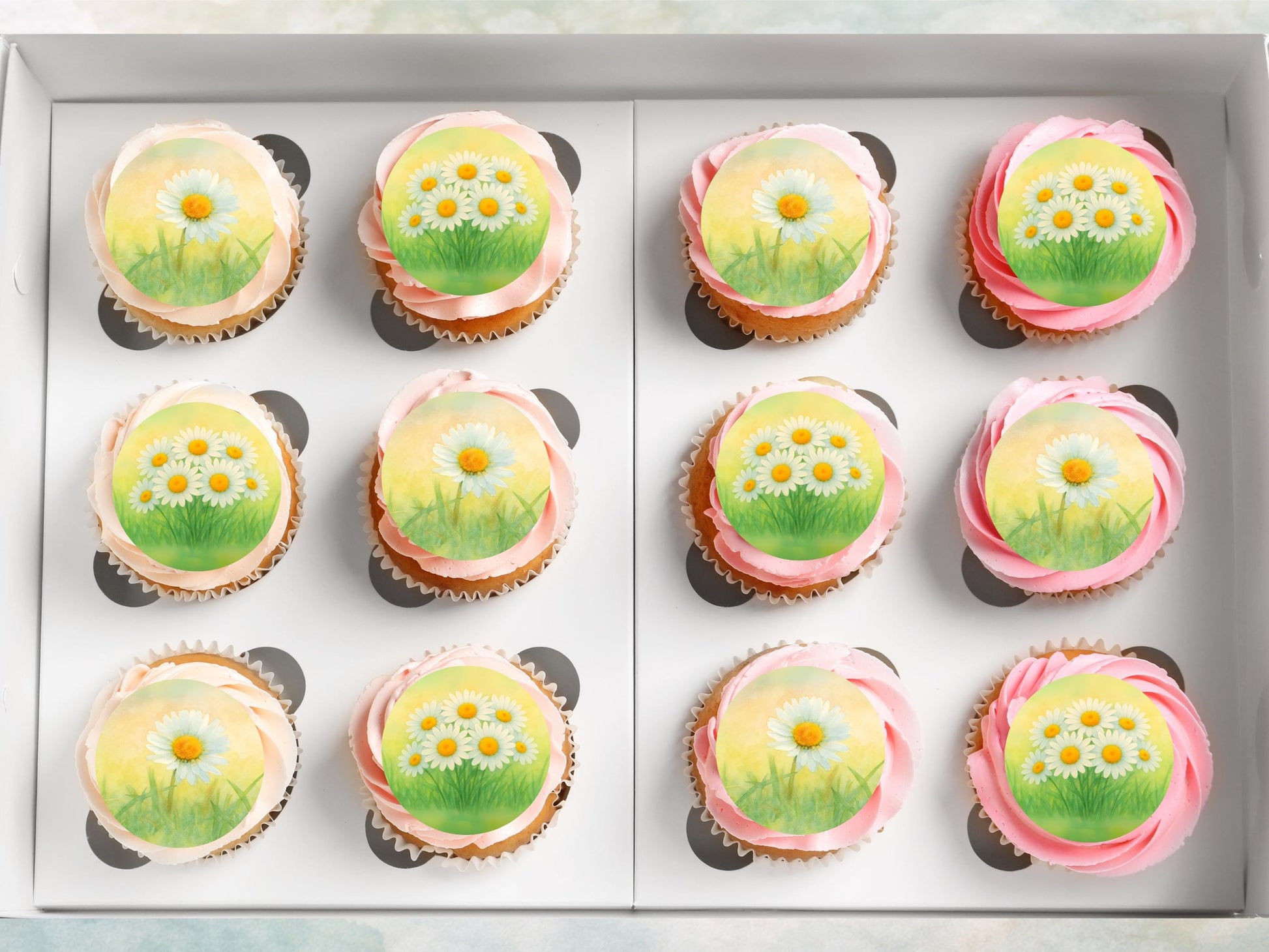 Daisy April Birth Flower Edible Cupcake Toppers – Floral Cake Decoration